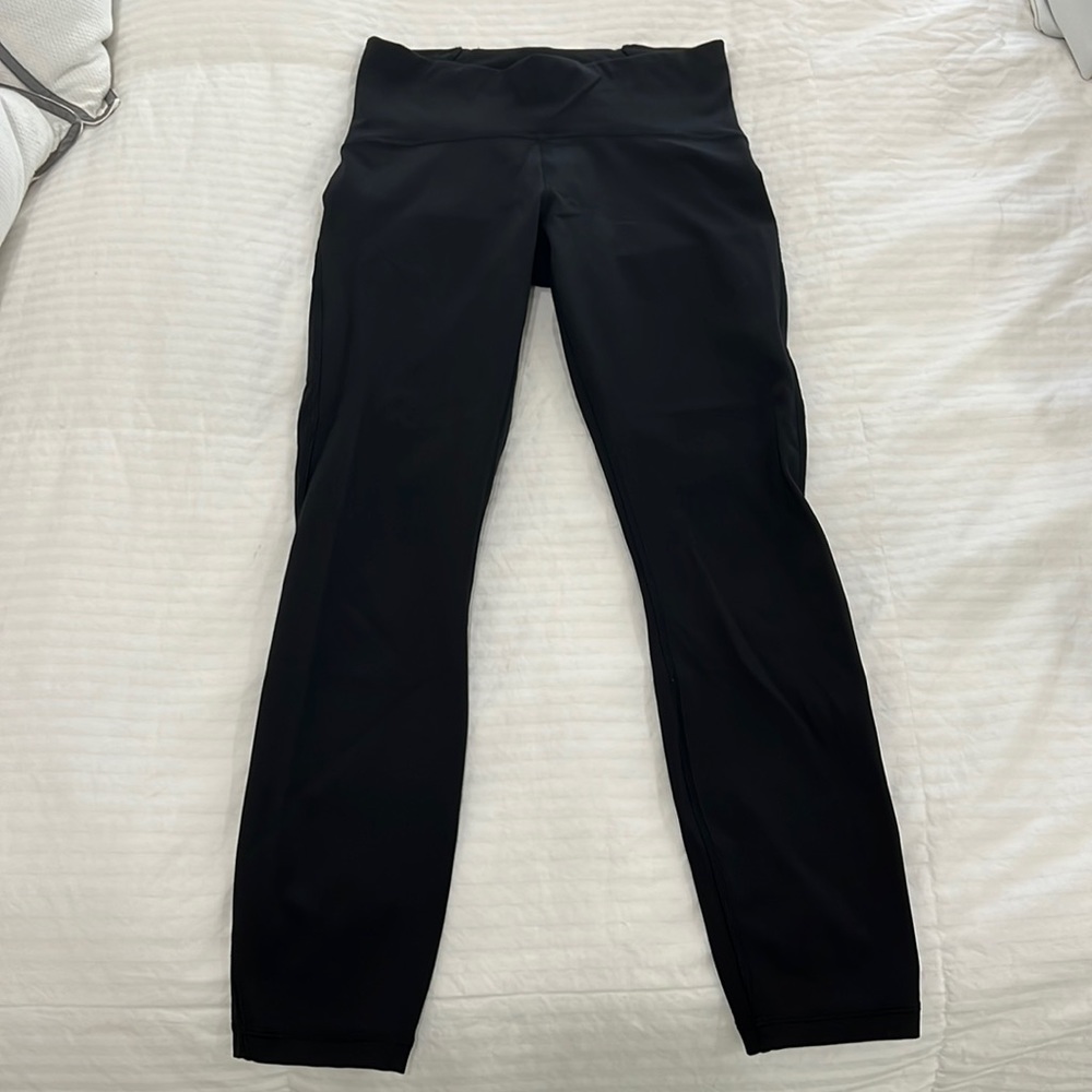 Lululemon leggings, black With mesh near the leg opening, size 6